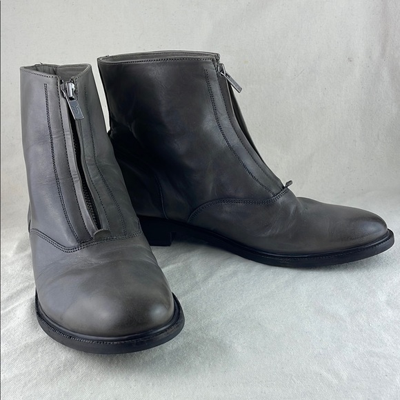 FRYE Women's gray boots Size 11 - Picture 1 of 12